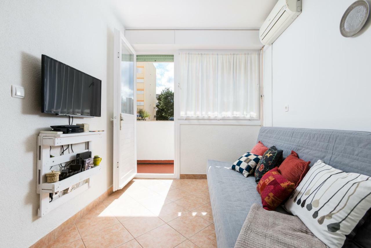 Apartment Romana With A Spacious Terrace Split Exterior foto